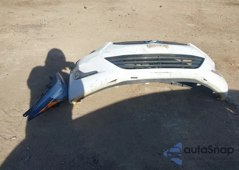 2014 Hyundai Elantra Limited from USA, damaged, VIN 5NPDH4AE2EH521890